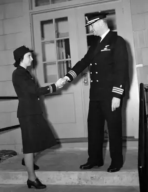 CDR Matthew Furman MC welcomes Dr Bernice Rosenthal to SoWey May 15, 1944