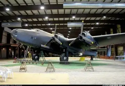 Handley-Page Halifax